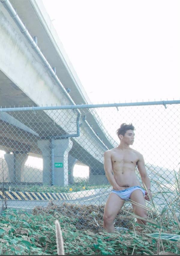 Whoseman-7-平面男模-蔡洋洋---藝術全見版